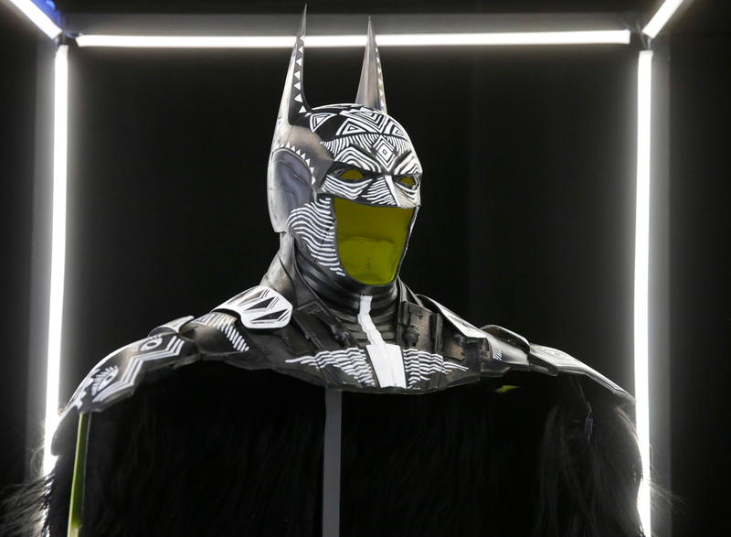 Illustration for article titled Batman Gets Weird When Artists Redesign His Cape and Cowl